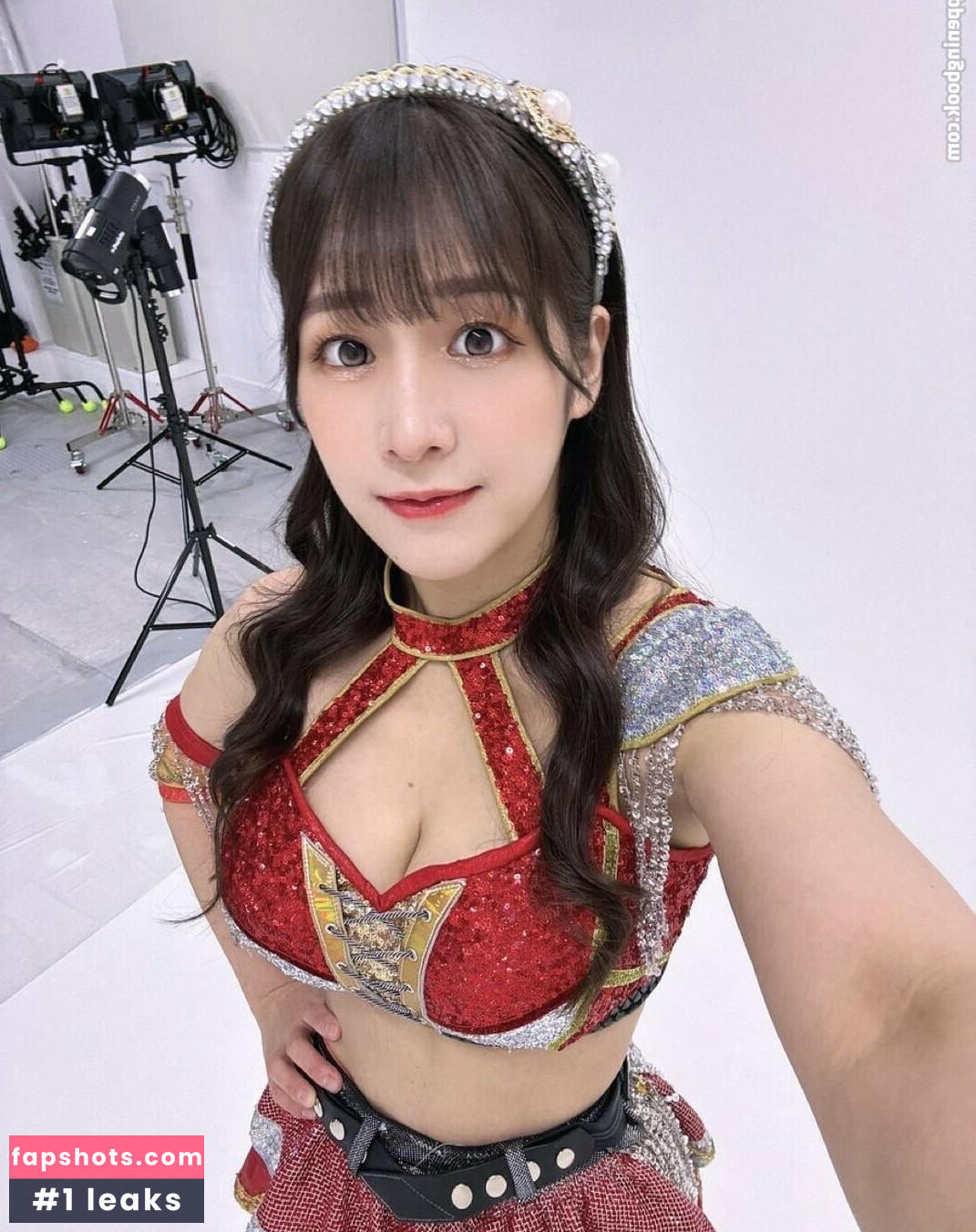 WomenJoshi gallery photo #21