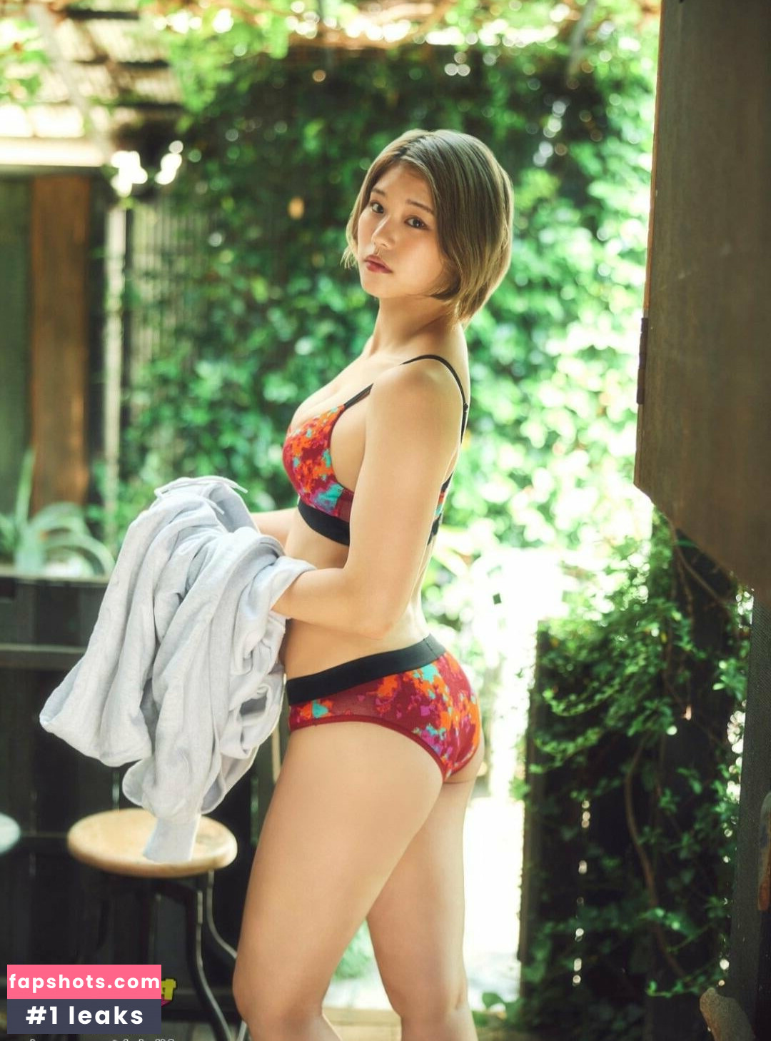 WomenJoshi gallery photo #203