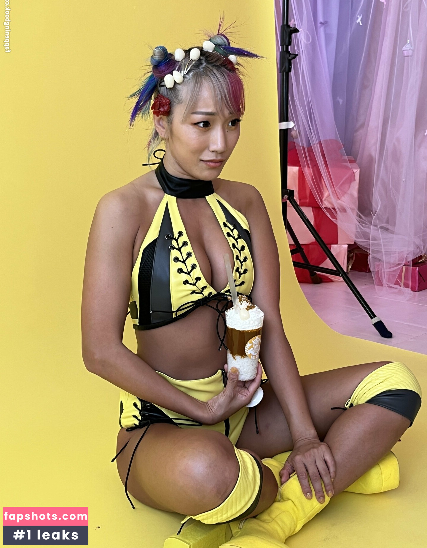 WomenJoshi gallery photo #253