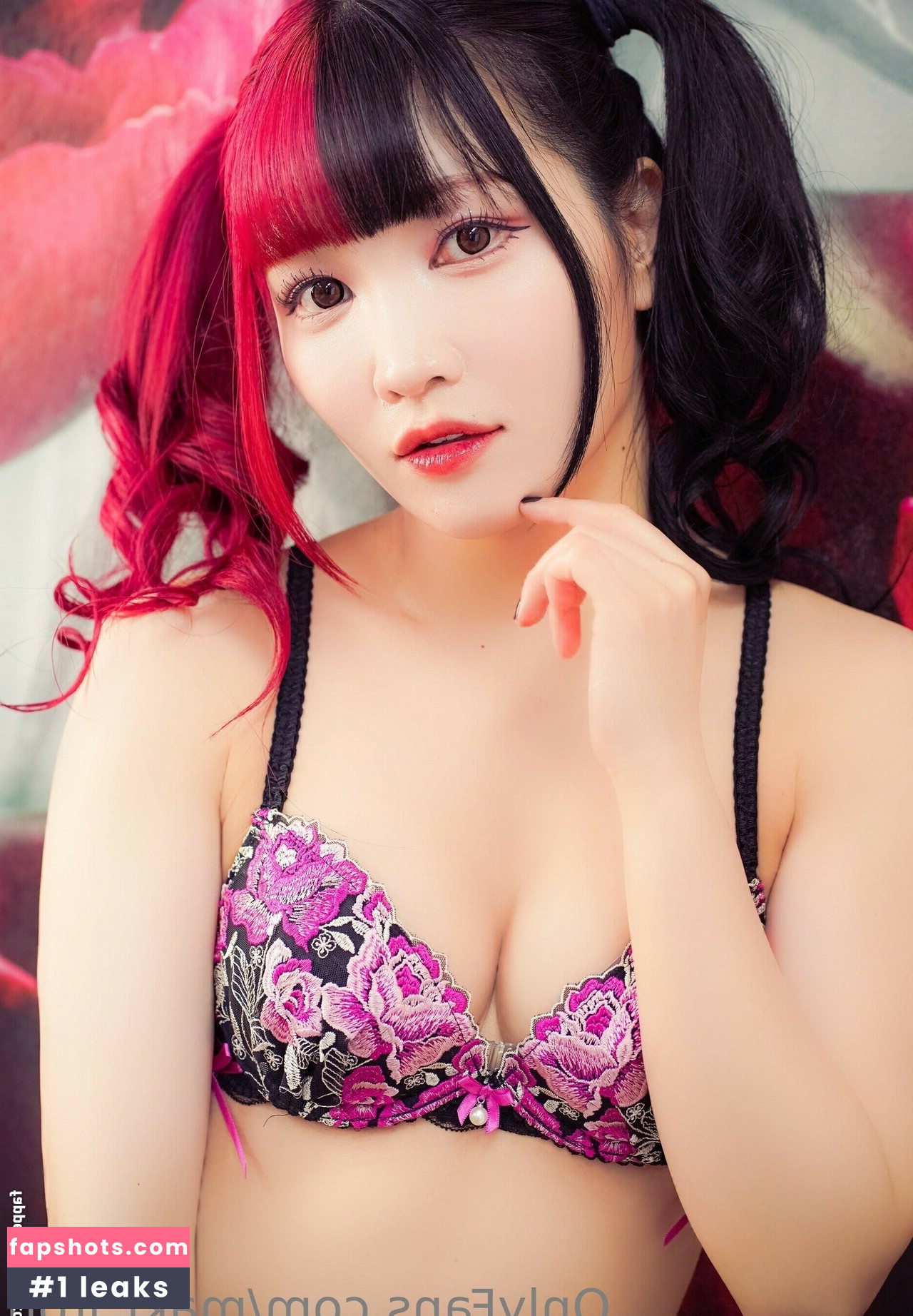 WomenJoshi gallery photo #275