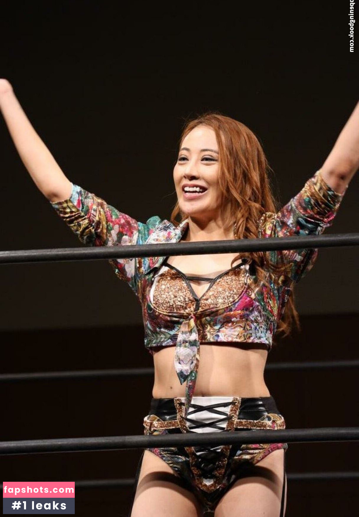 WomenJoshi gallery photo #283