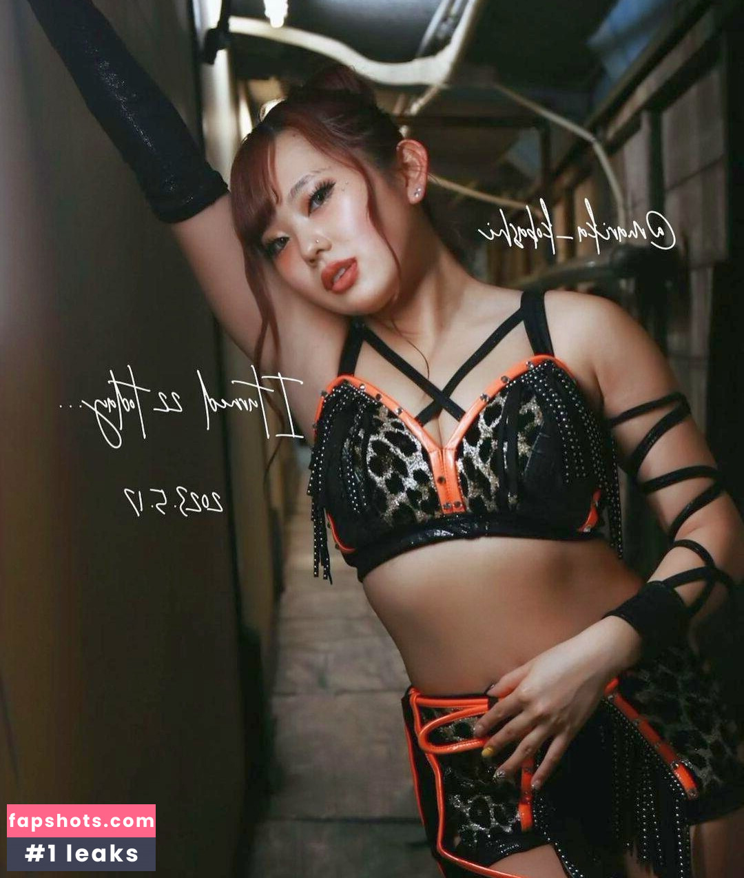 WomenJoshi gallery photo #351