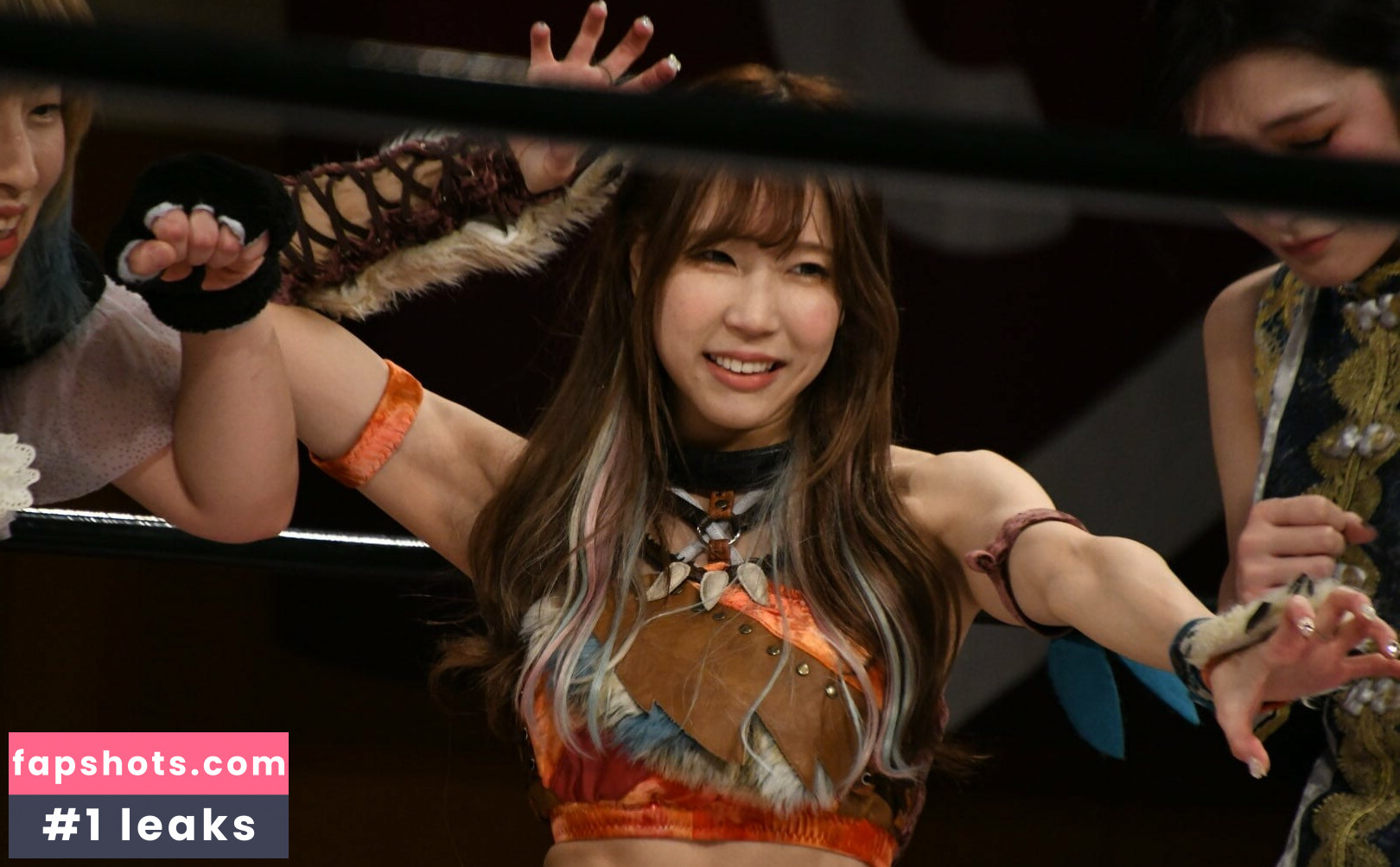 WomenJoshi gallery photo #362