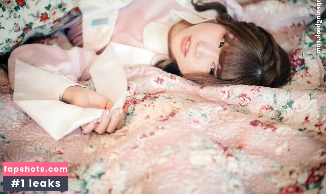 WomenJoshi gallery photo #472