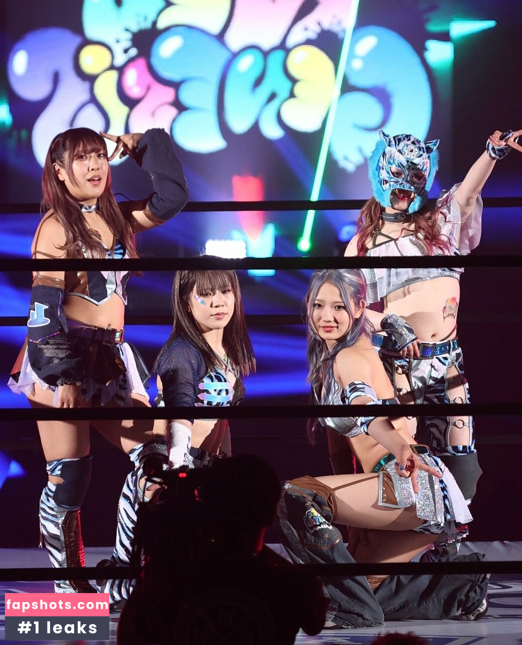 WomenJoshi gallery photo #67