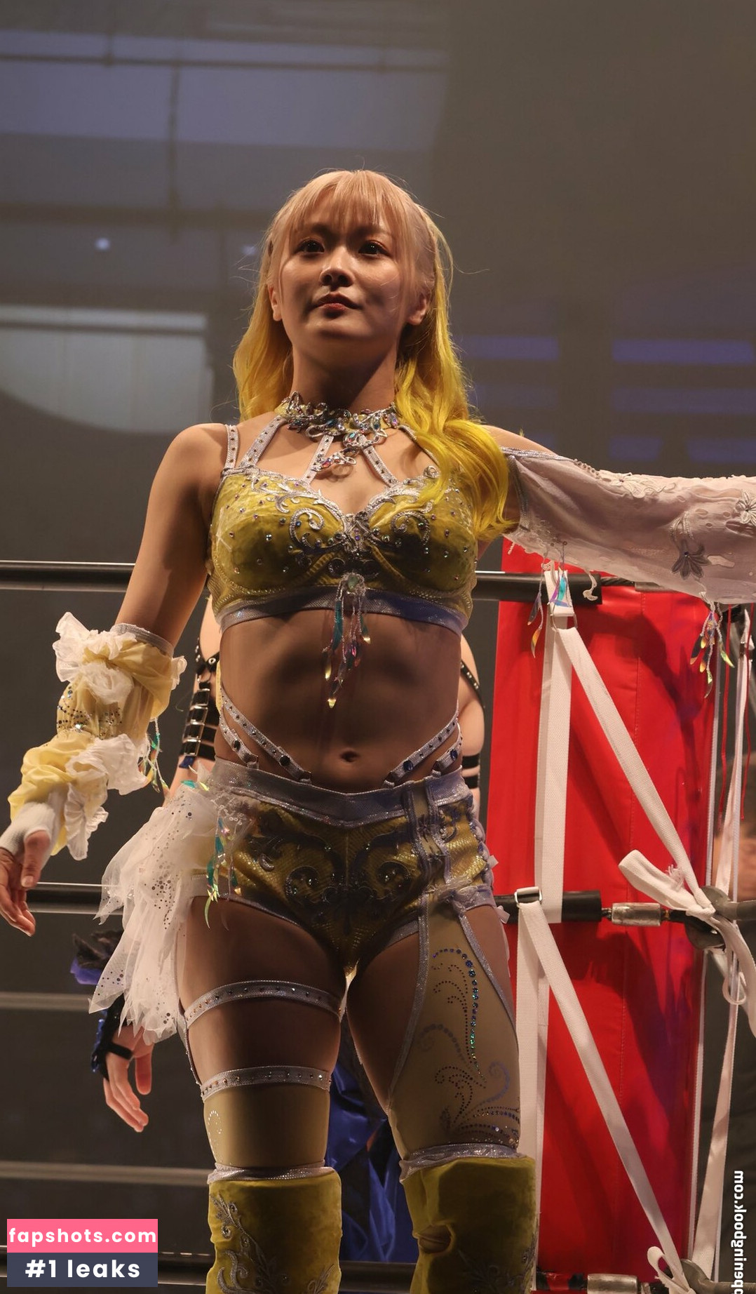 WomenJoshi gallery photo #68