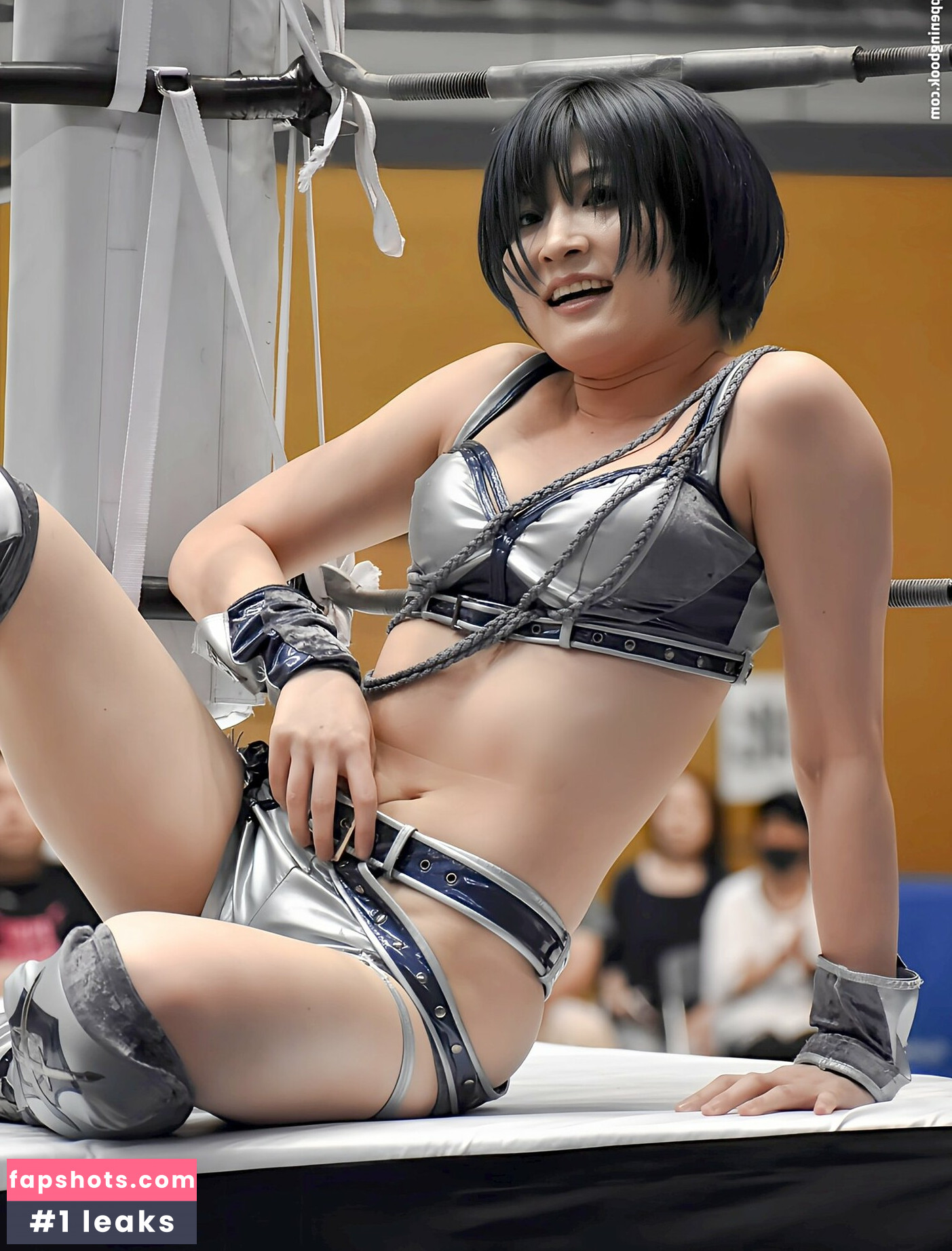 WomenJoshi gallery photo #70