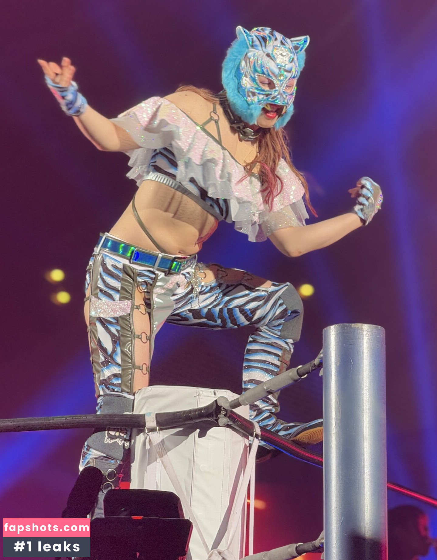 WomenJoshi gallery photo #80