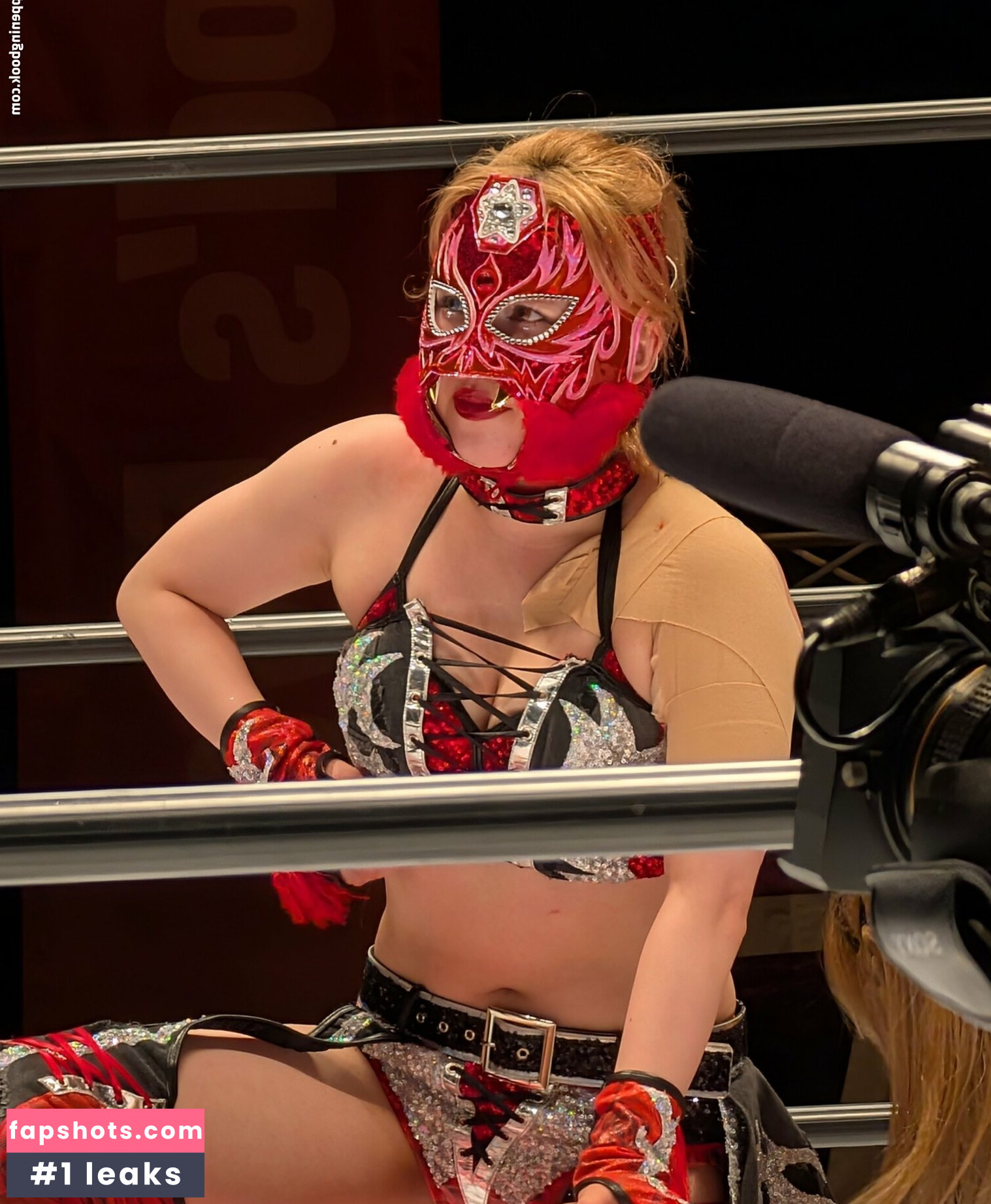 WomenJoshi gallery photo #83