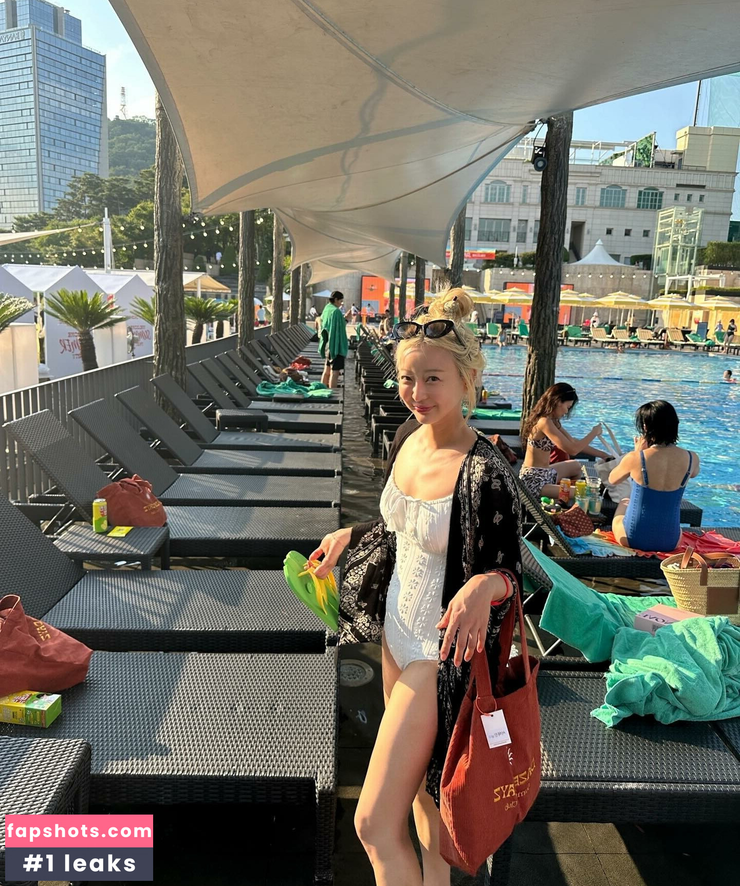 WomenK-pop gallery photo #133