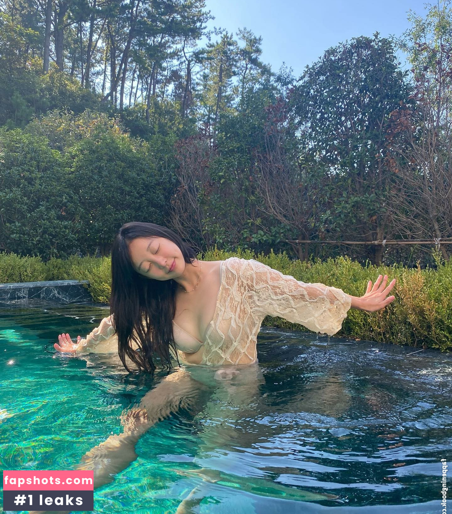 WomenK-pop gallery photo #136