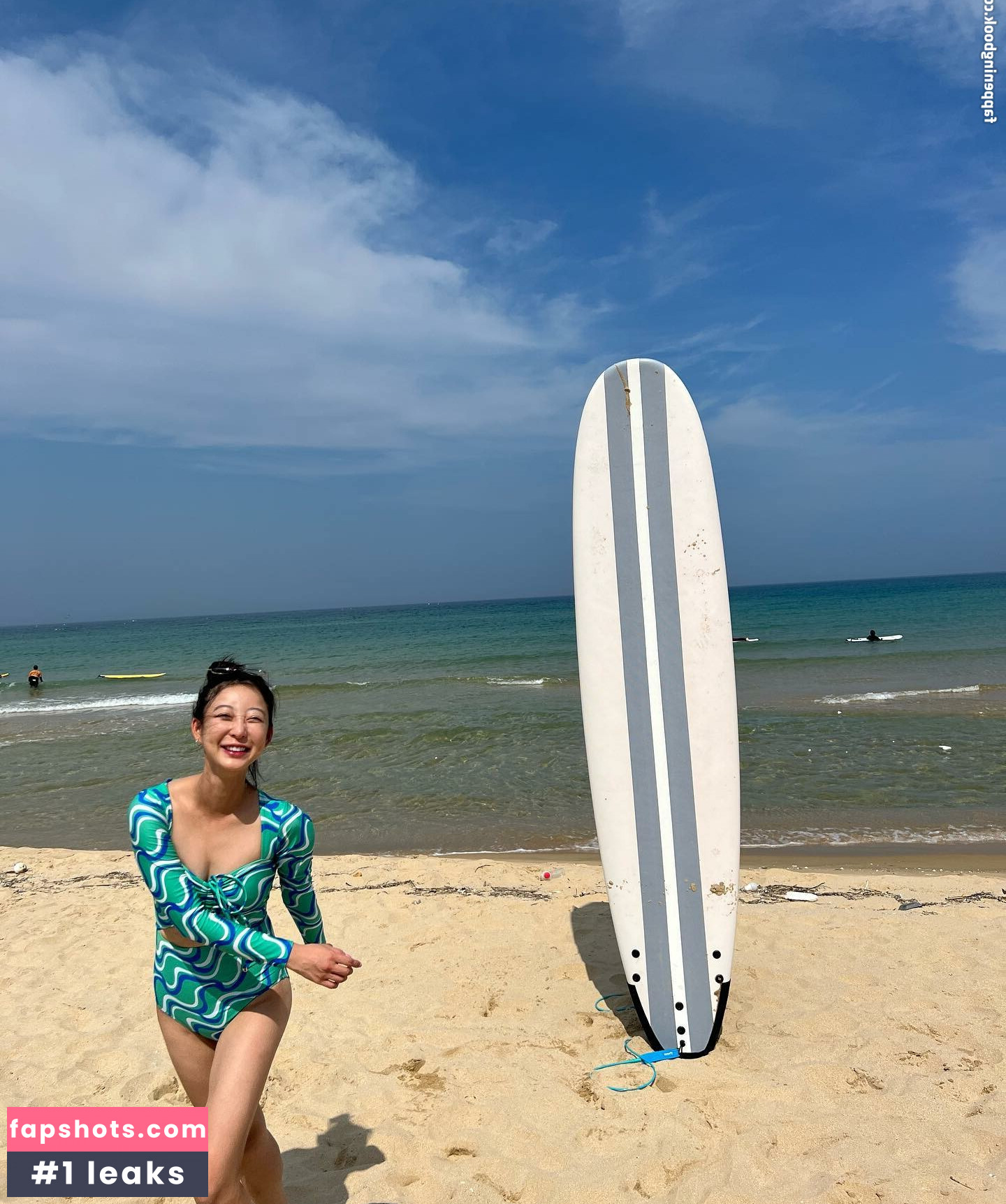 WomenK-pop gallery photo #137