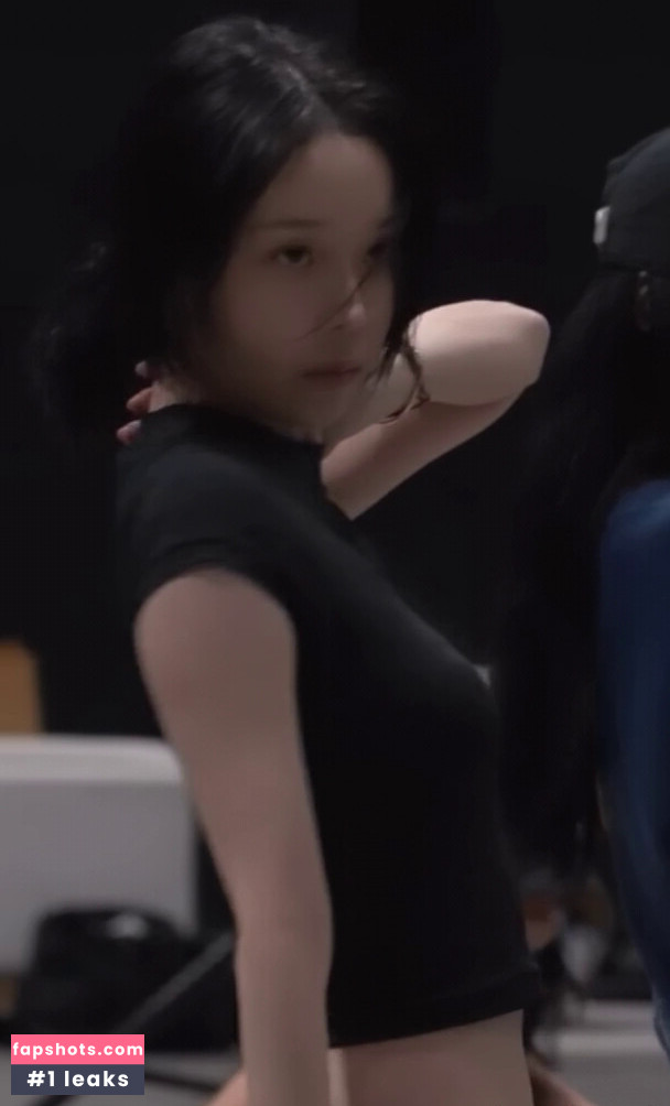 WomenK-pop gallery photo #20