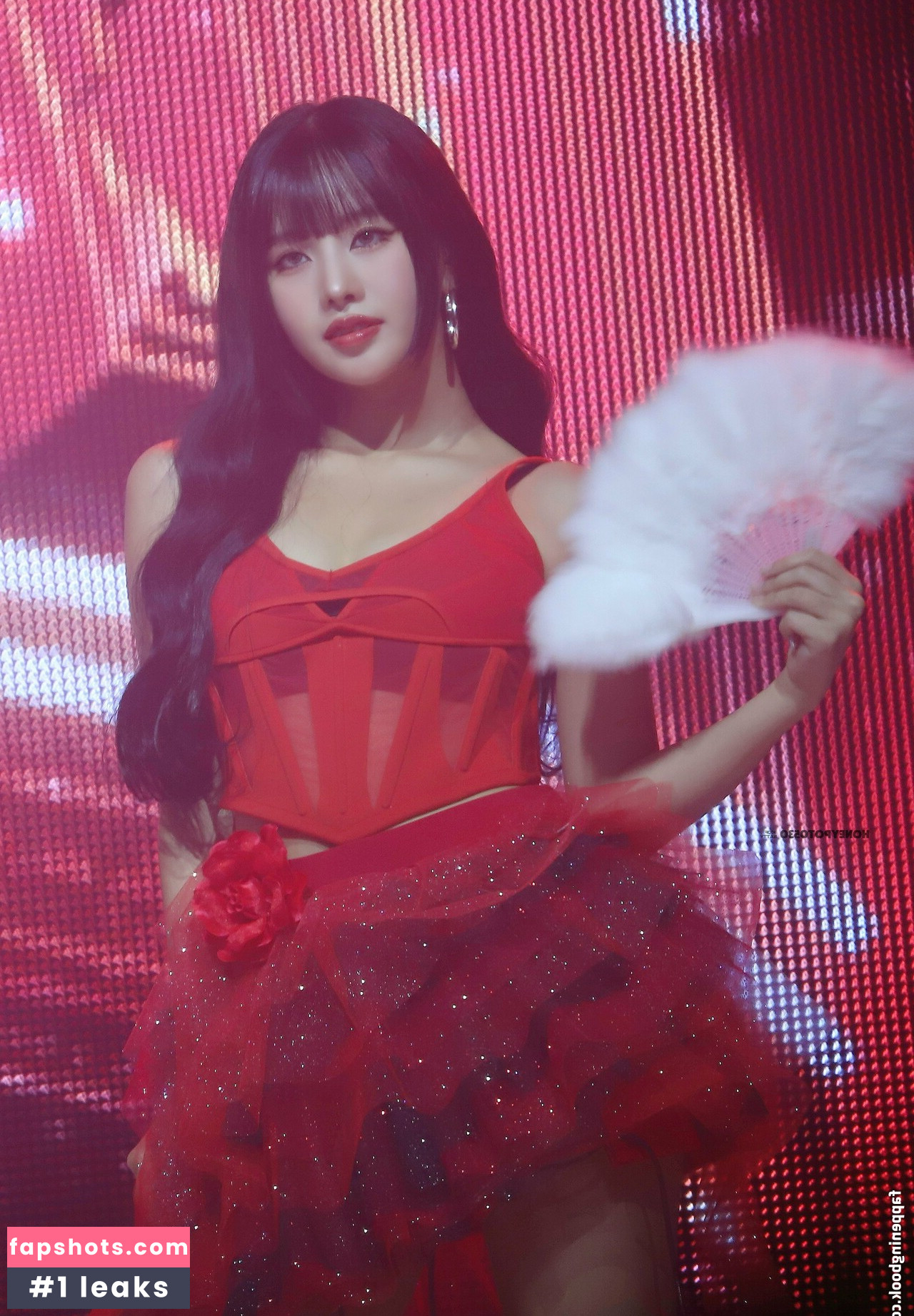 WomenK-pop gallery photo #316