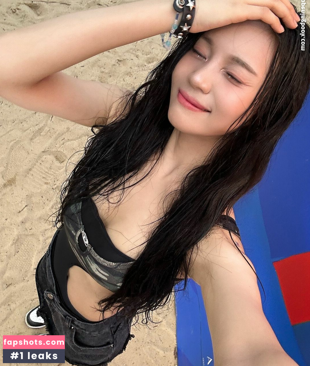 WomenK-pop gallery photo #317