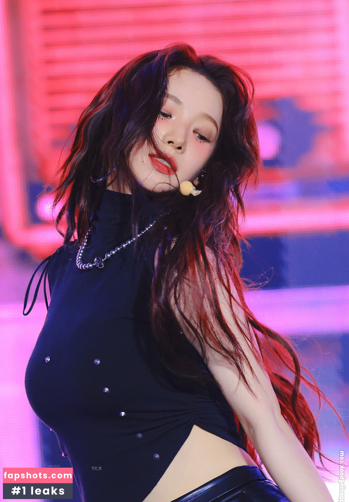 WomenK-pop gallery photo #329