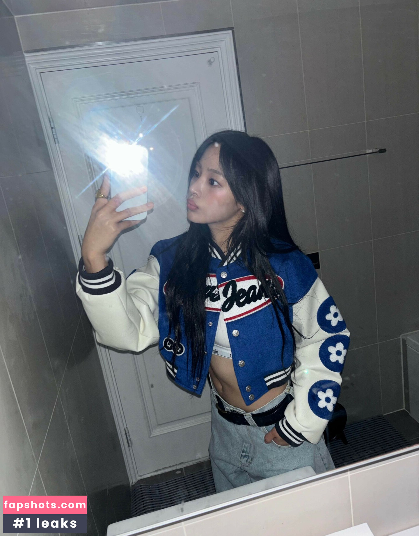 WomenK-pop gallery photo #352