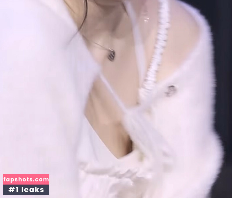 WomenK-pop gallery photo #361