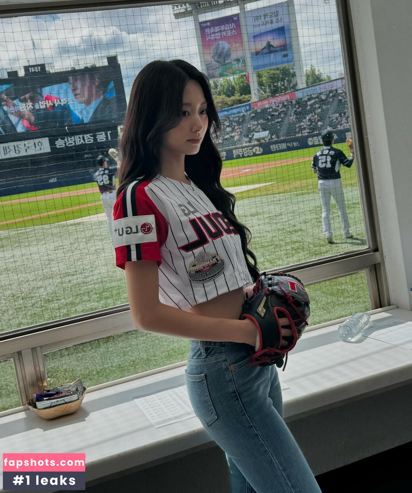 WomenK-pop gallery photo #389