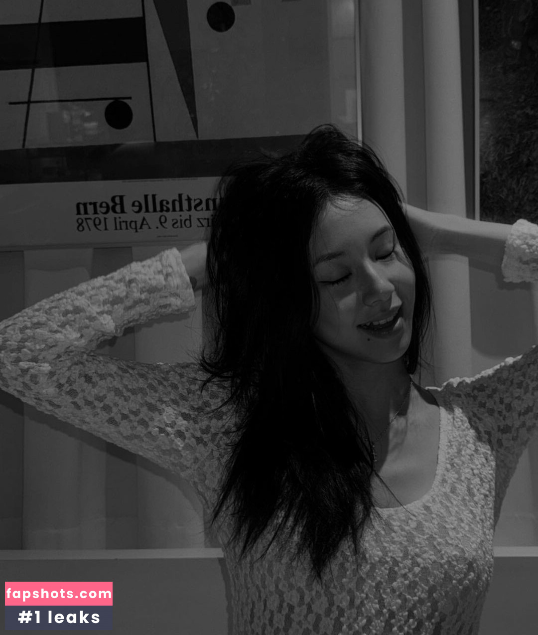 WomenK-pop gallery photo #395