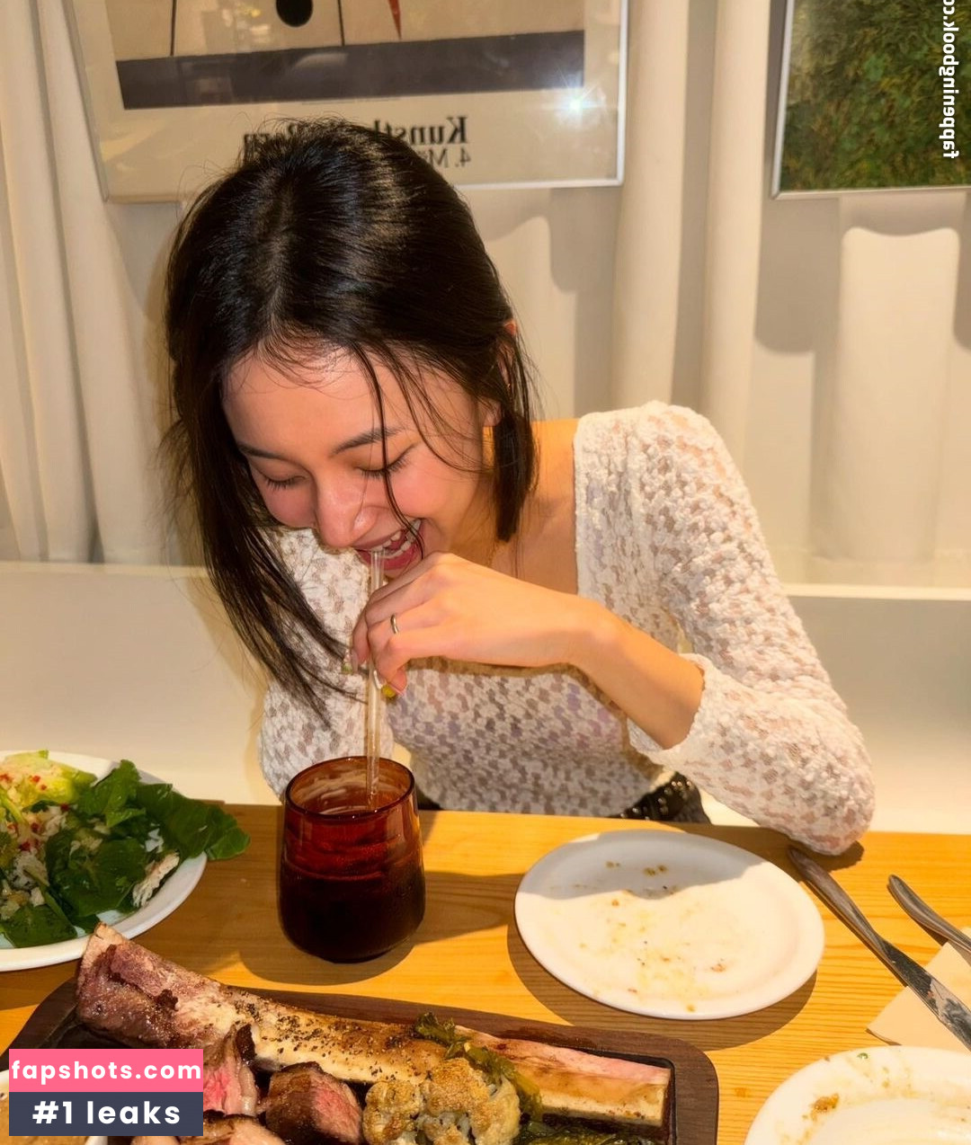 WomenK-pop gallery photo #400