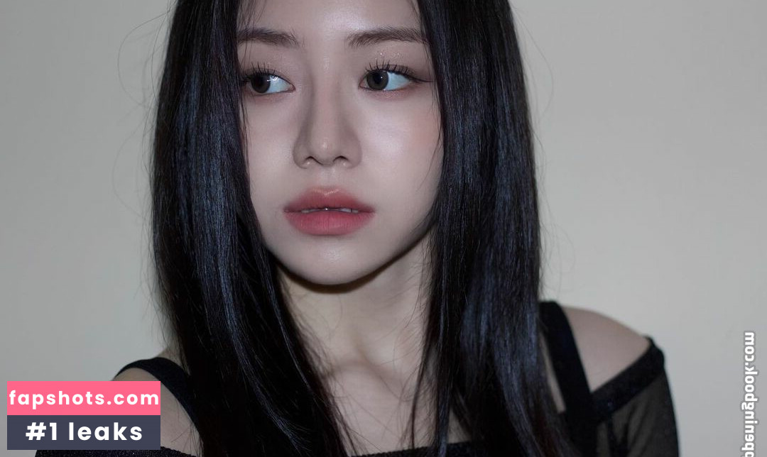 WomenK-pop gallery photo #402