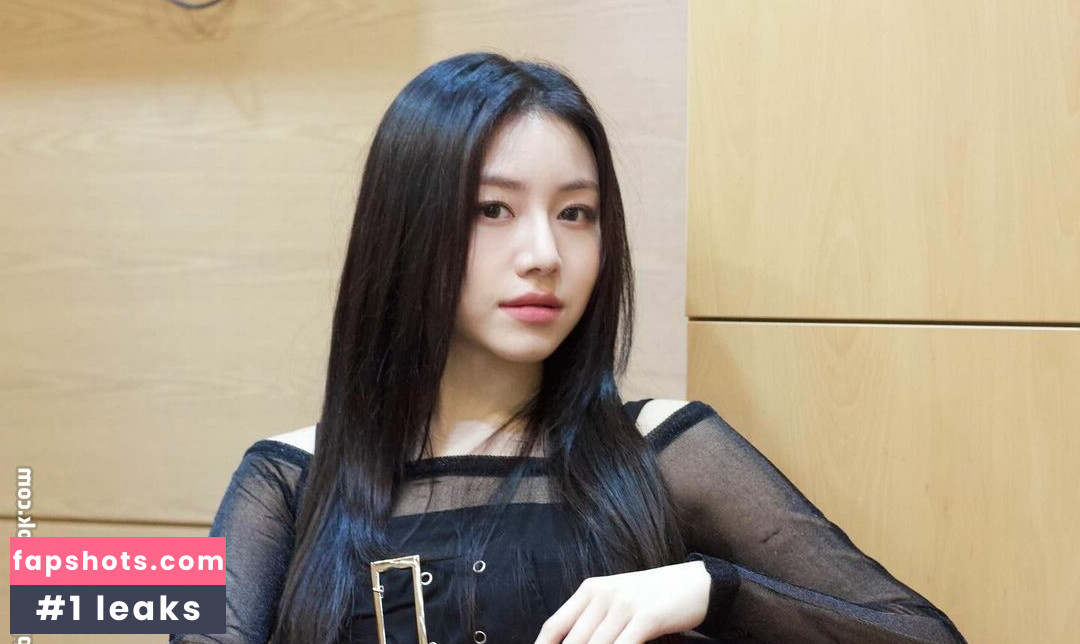 WomenK-pop gallery photo #403