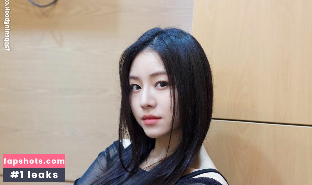 WomenK-pop gallery photo #406