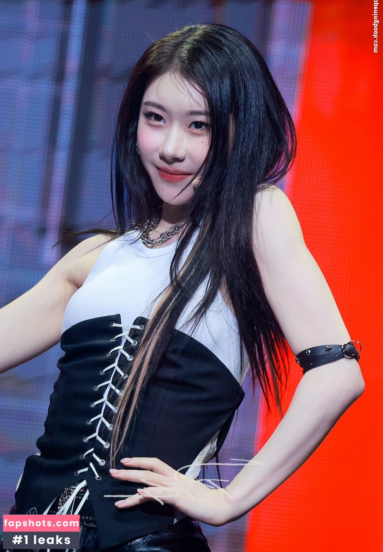 WomenK-pop gallery photo #455