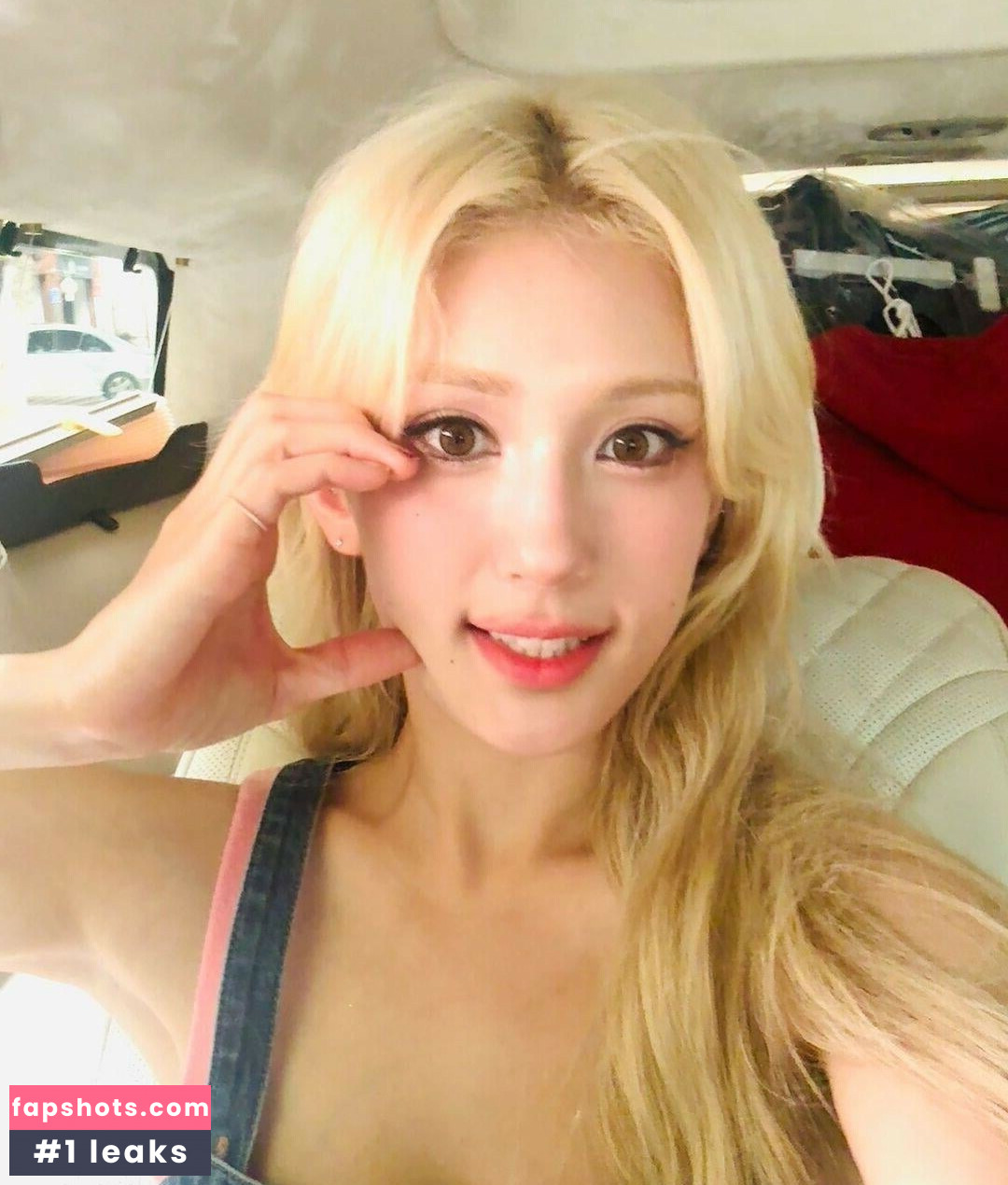 WomenK-pop gallery photo #474