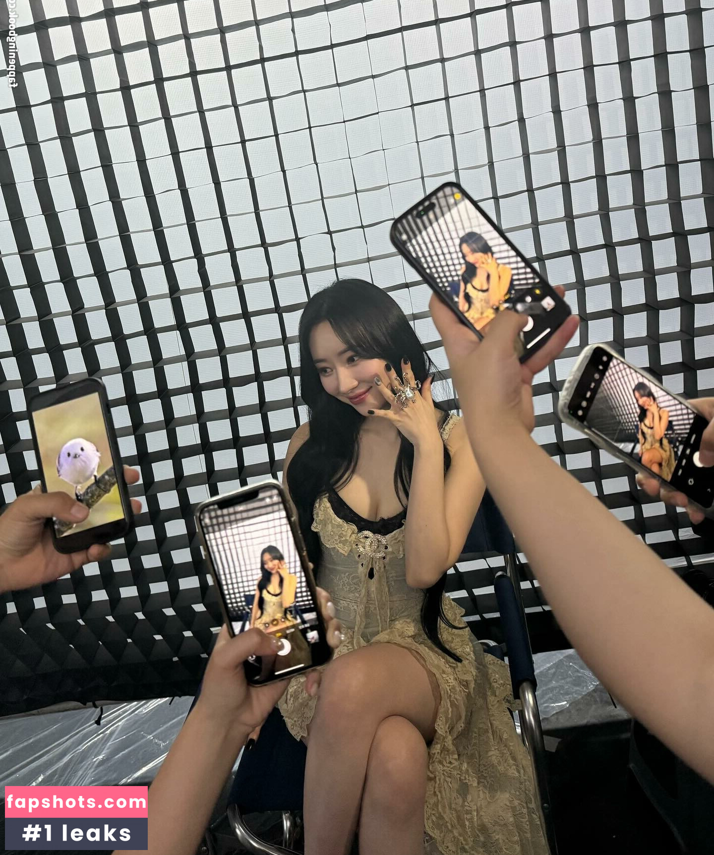 WomenK-pop gallery photo #510