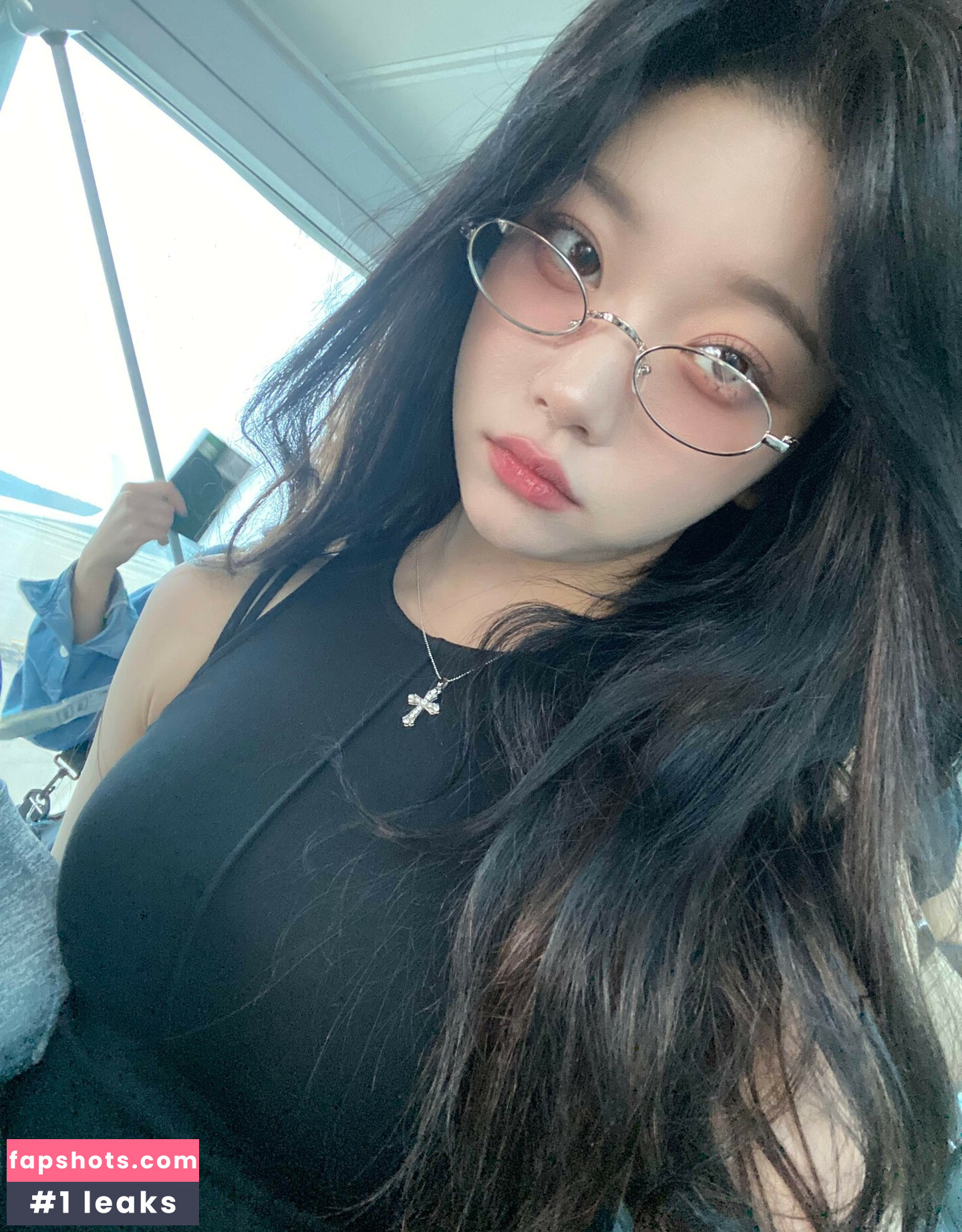 WomenK-pop gallery photo #519