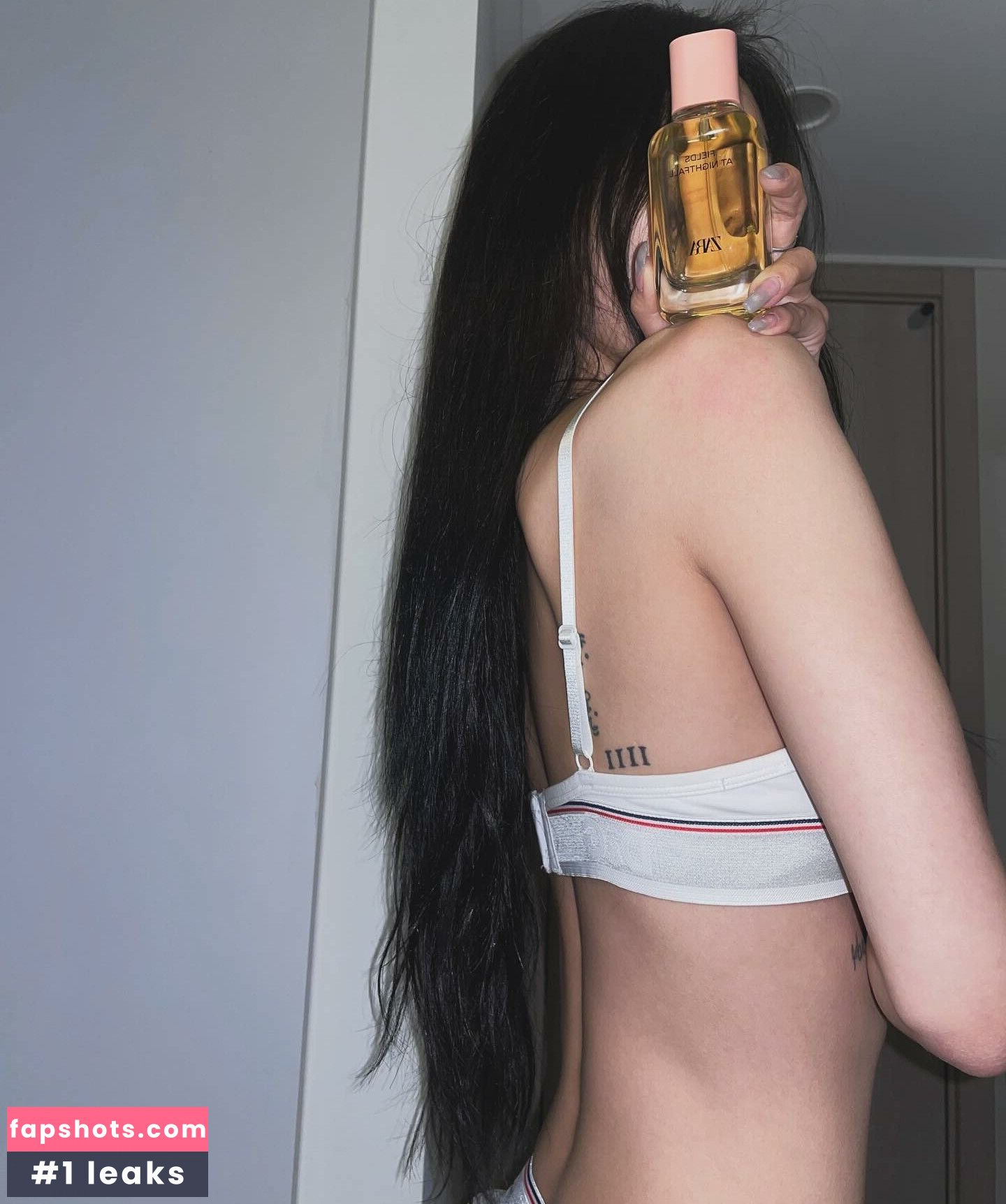 WomenK-pop gallery photo #546