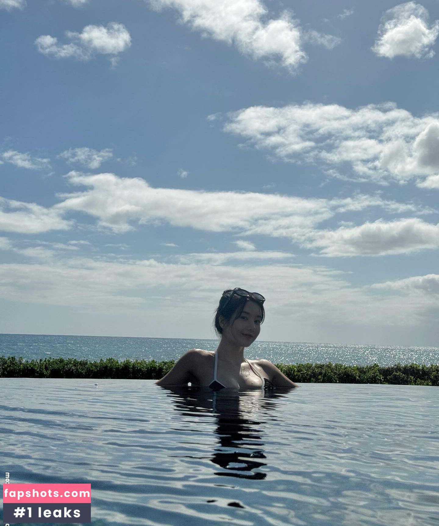 WomenK-pop gallery photo #557