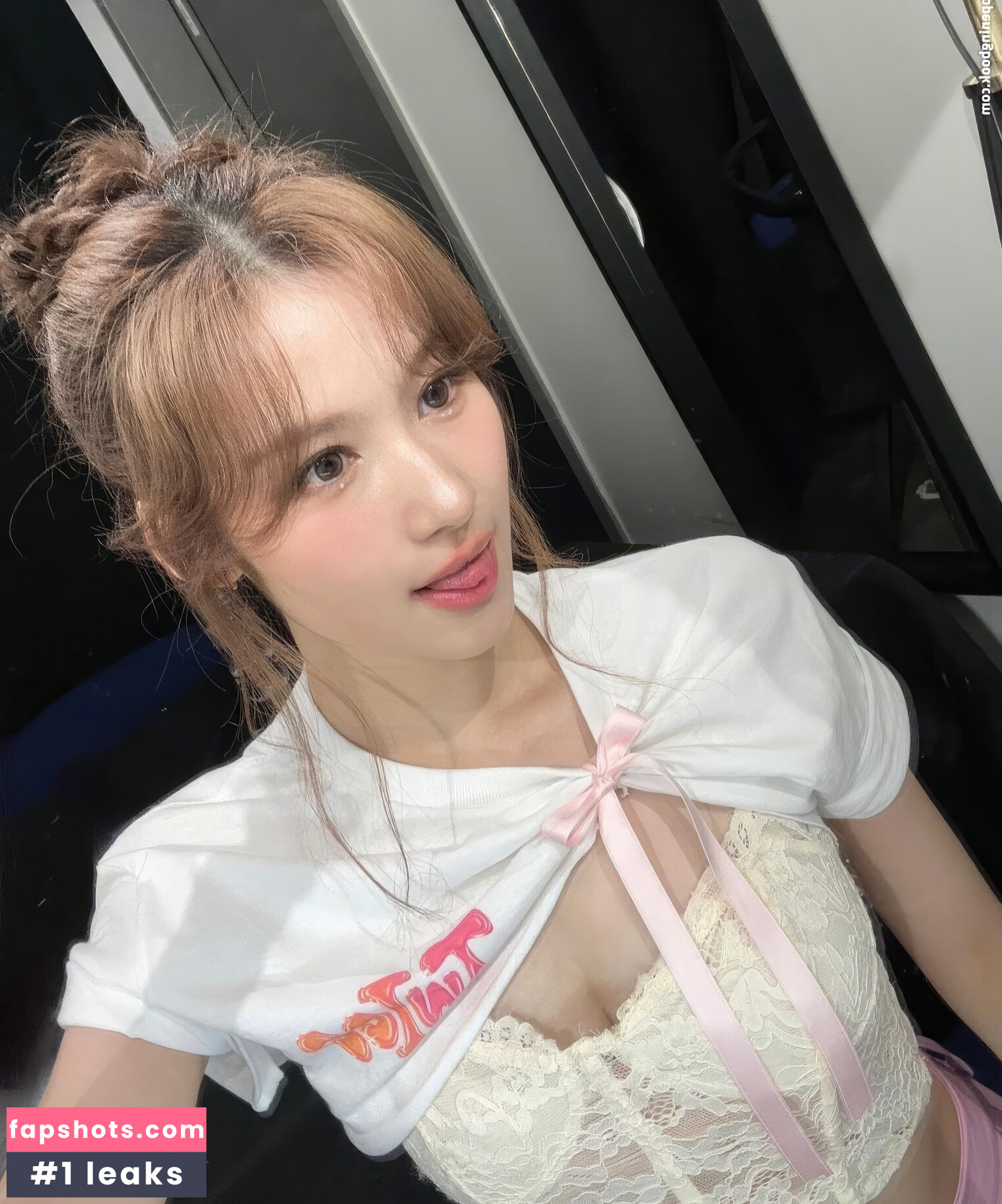 WomenK-pop gallery photo #583