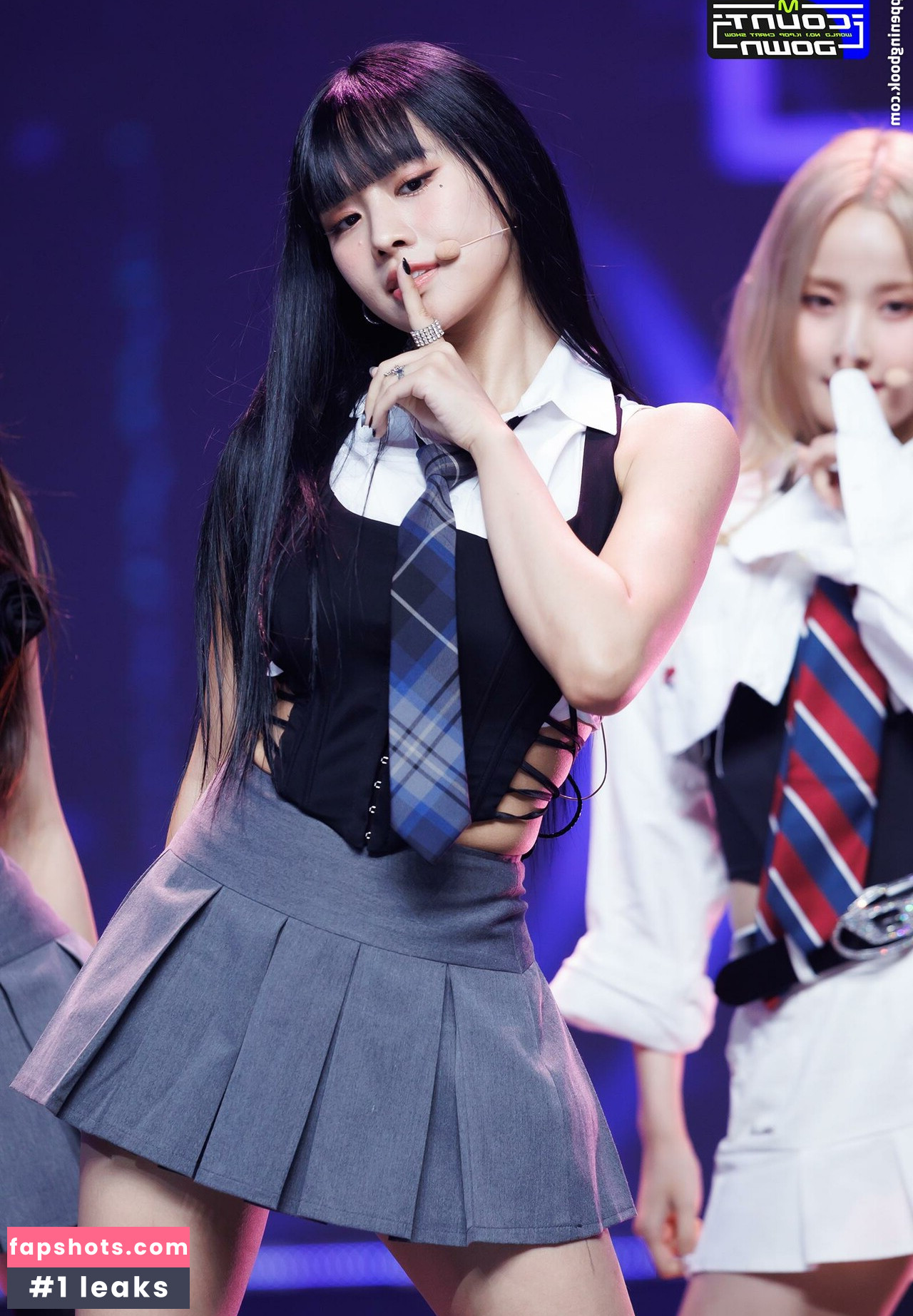 WomenK-pop gallery photo #617