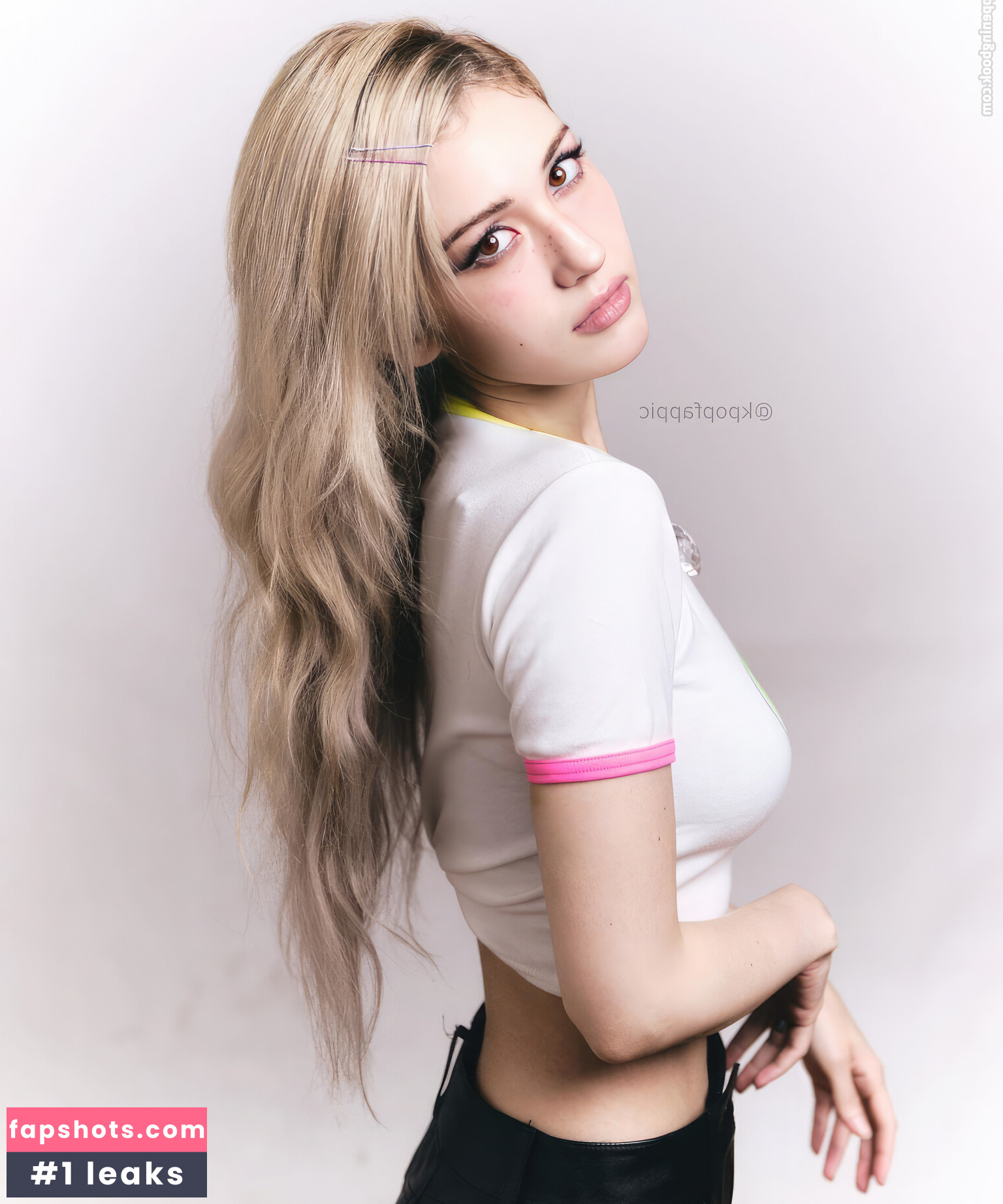 WomenK-pop gallery photo #652