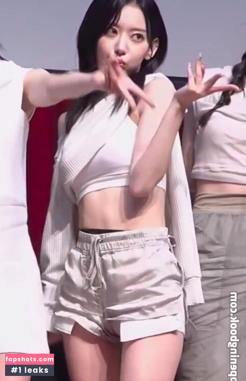 WomenK-pop gallery photo #664