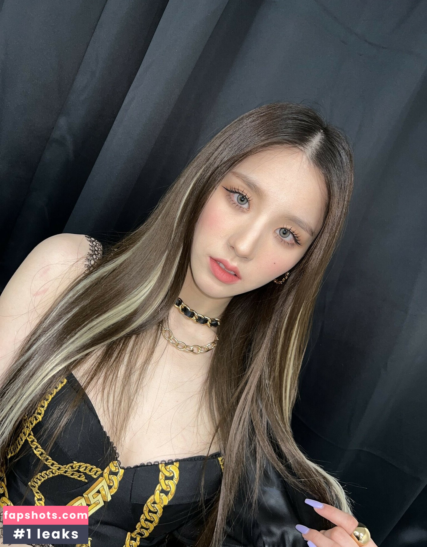 WomenK-pop gallery photo #680