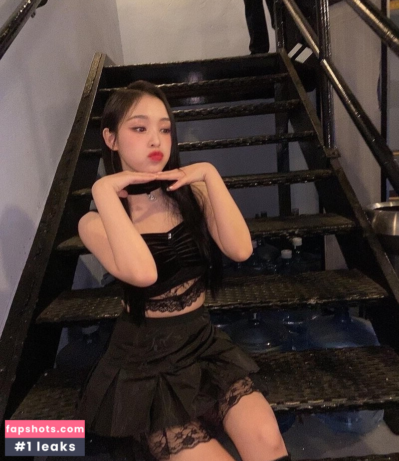 WomenK-pop gallery photo #687