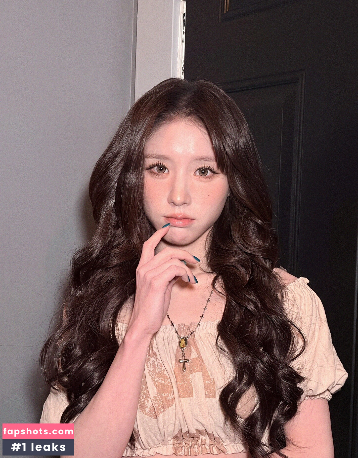 WomenK-pop gallery photo #71