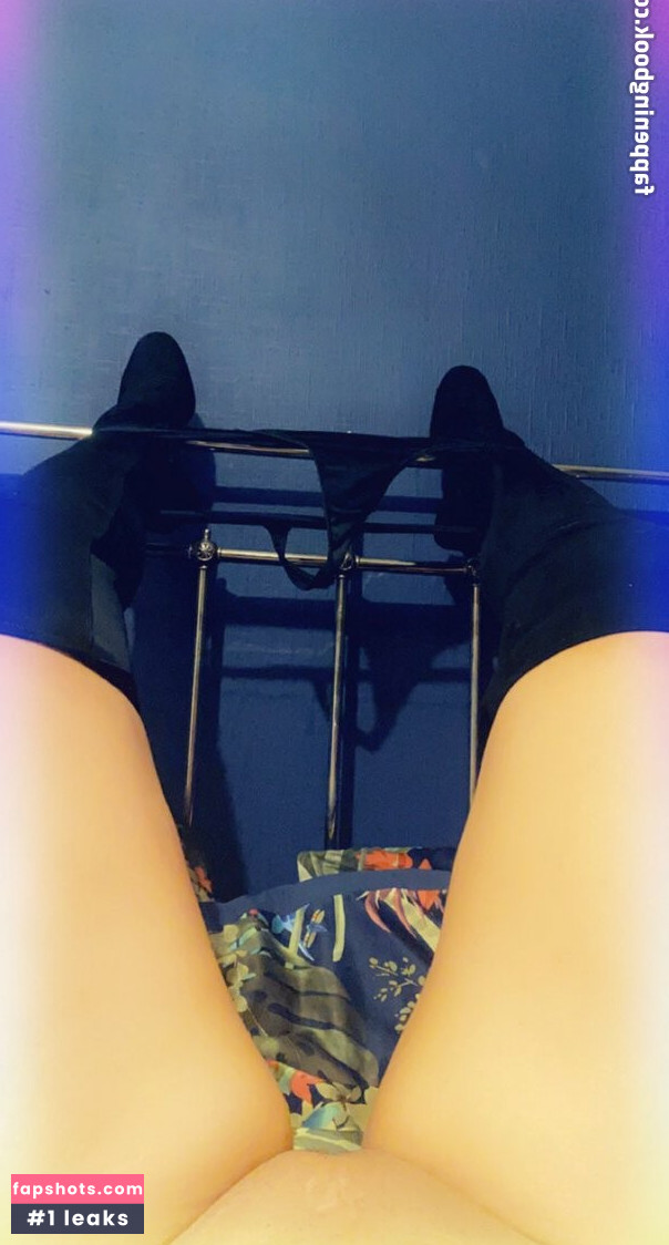 Wonderwoman990x gallery photo #3