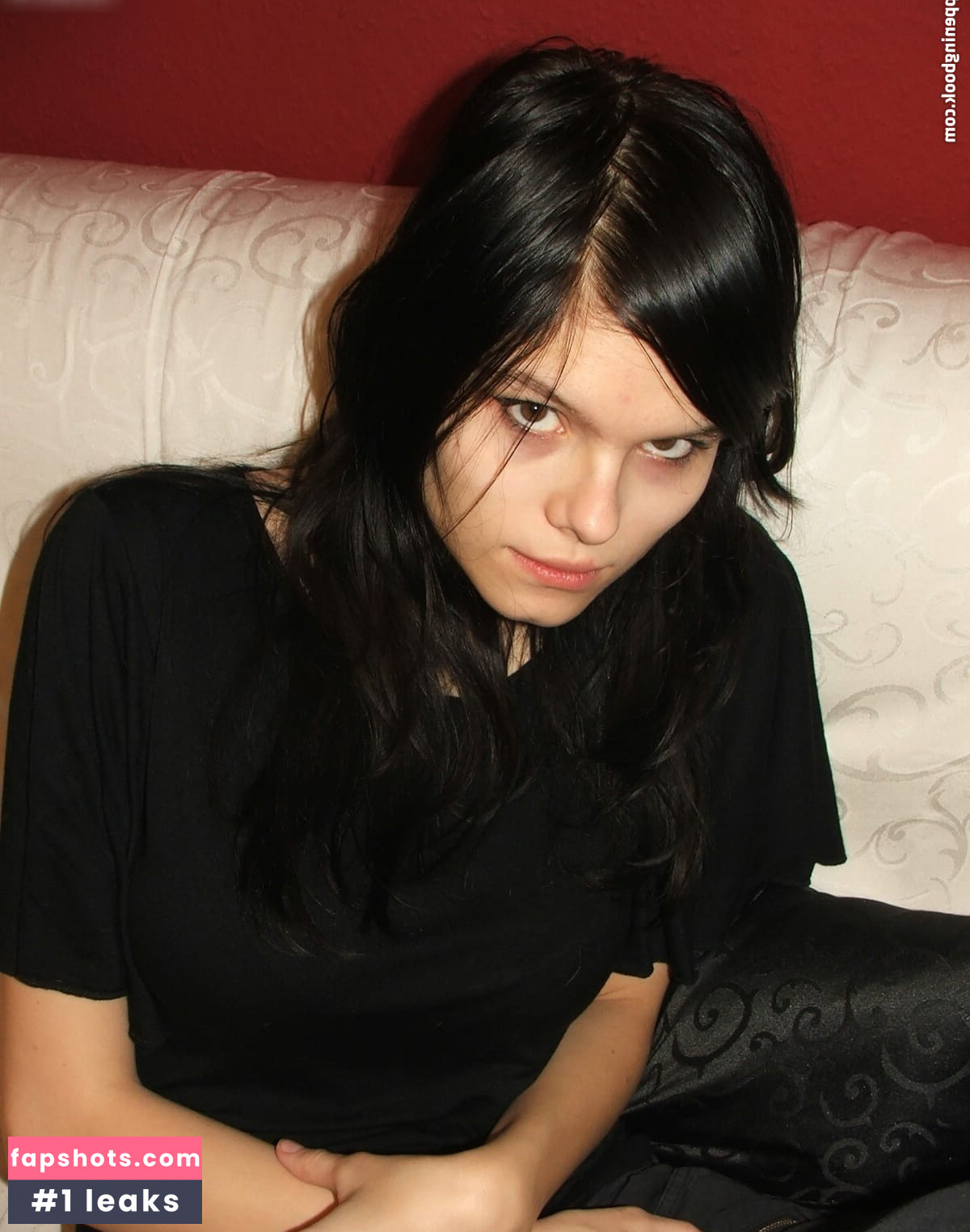 Worldoffeet gallery photo #148