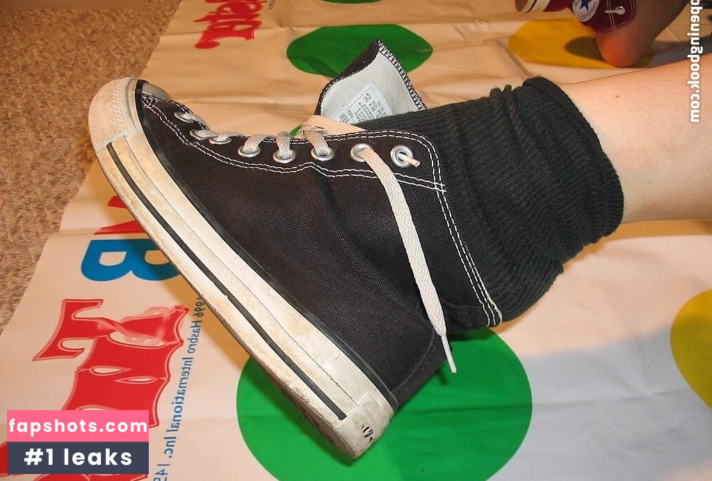 Worldoffeet gallery photo #272