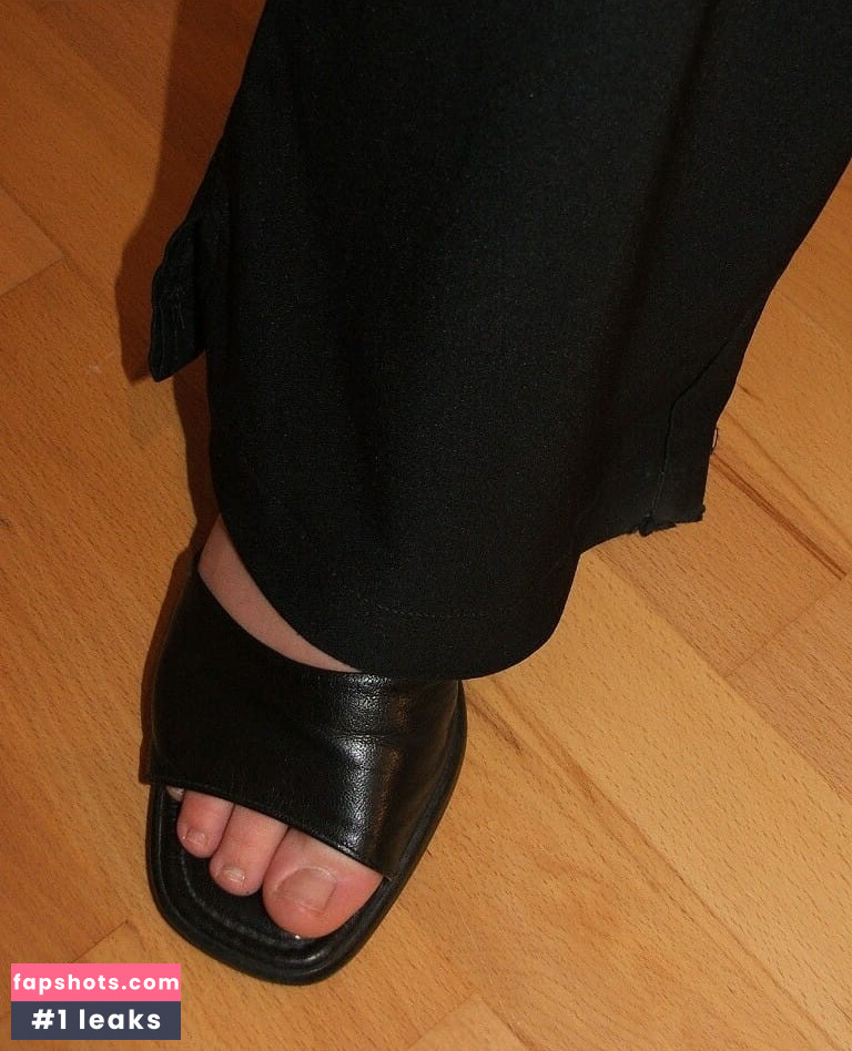 Worldoffeet gallery photo #314