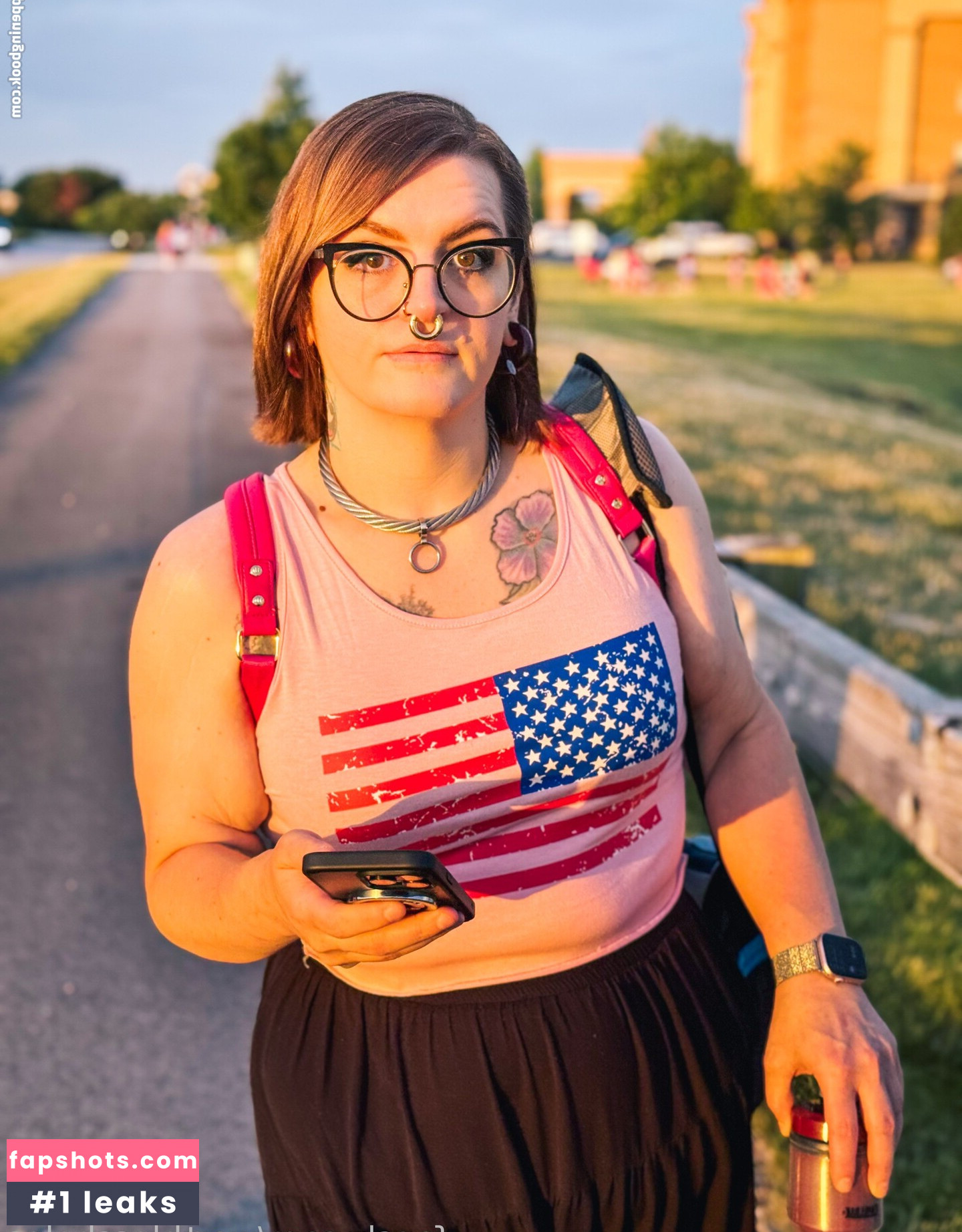 worthlessholes gallery photo #5