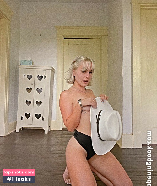 Wretched.Wren gallery photo #9