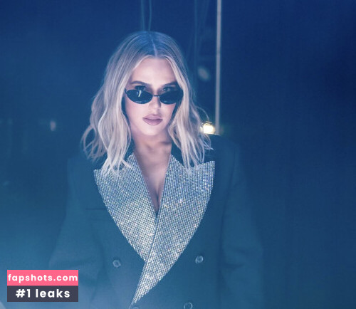 WWE Lana gallery photo #1148