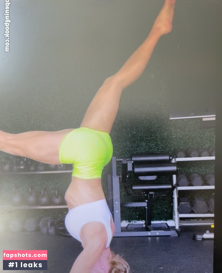 WWE Torrie Wilson gallery photo #28