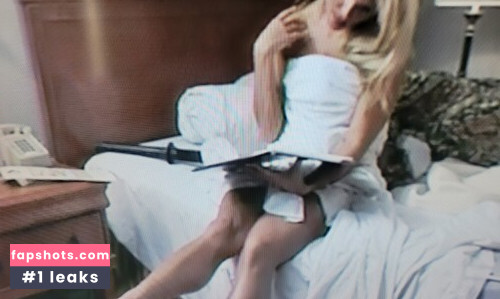 WWE Torrie Wilson Nude Leaks OnlyFans Photos #701 - LeakJerk